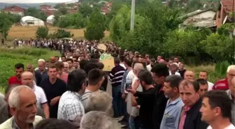 Trafik kazasında ölen baba ve iki oğlu defnedildi