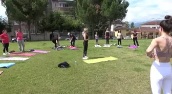 Safranbolu'da Kadınlar Yoga Yaptı