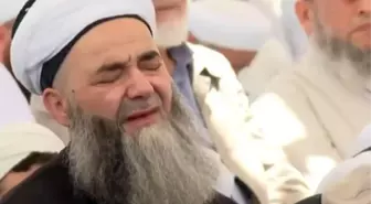 Cübbeli Ahmet Hoca, Mahmut Ustaosmanoğlu'nun cenazesinde gözyaşlarına hakim olamadı