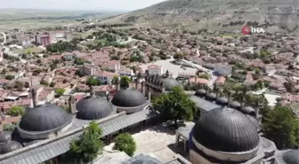 Seyyid Battal Gazi Külliyesi yenilenen yüzüyle ziyaretçilerini bekliyor