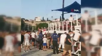 Tekneleri arıza yapan turist kafilesinin yardımına deniz polisi koştu