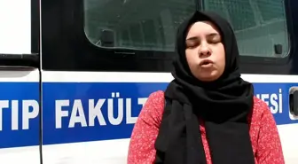 Konya'da Oğlunun Suriyelilerin Saldırısına Uğradığını İleri Süren Anne: 'Çocuğumu Kapının Önüne Çıkaramaz Hale Geldim, Buna Bir Dur Deyin'