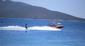 Türkiye Su Jeti ve Flyboard Şampiyonası Bodrum'da başladı