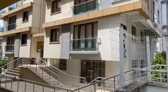 Son dakika haberleri | Ümraniye'de elektrikli süpürge sesi nedeniyle tartıştığı 40 yıllık eşini süpürgenin kablosuyla boğarak öldürdü