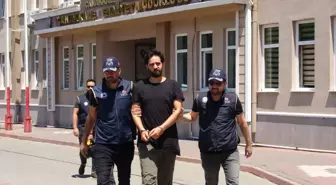 Son dakika 3. sayfa: Çanakkale'de gözaltına alınan HDP'li Milletvekilinin oğlu adliyeye sevk edildi