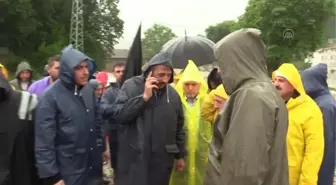 KASTAMONU - Vali Çakır, su baskını yaşanan Bozkurt'ta incelemelerde bulundu