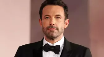 Ben Affleck'in on yaşındaki oğlu Lamborghini ile bir BMW'ye çarptı