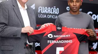 Fernandinho 17 yıl sonra yuvaya döndü