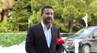 Cüneyt Arkın'ın Adı Beşiktaş'ta Yaşayacak