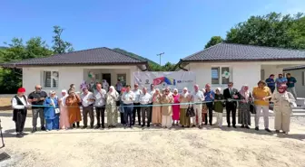 Srebrenitsa şehit anneleri evlerine kavuştu