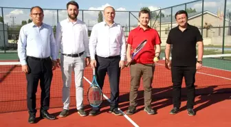 Malazgirt ilçesinin ilk tenis kortu açıldı