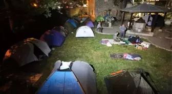 Yer bulamayınca cami avlularında yattılar! Güreş sevdalıları Kırkpınar'a akın etti