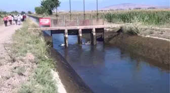 Sulama kanalına giren çocuk boğuldu