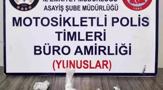 Kütahya'da plakasız motosiklette uyuşturucu ele geçirildi