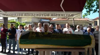 Ayvalık'ta DSP'nin kurucu başkanına gözyaşı seli