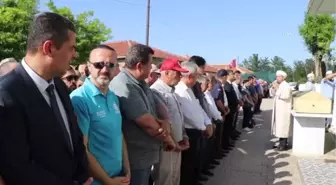 Kırklareli'ndeki otobüs kazasında ölen Sebahattin İğdi'nin cenazesi toprağa verildi