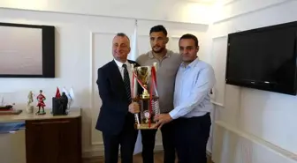Başpehlivan Mustafa Taş: 'Sinop'a bir altın kemer borcum olsun'