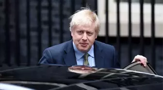 Boris Johnson istifa etti mi?
