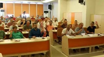 Cüneyt Arkın'ın ismi sinema salonuna verildi