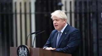 İngiltere Başbakanı Johnson partisinin liderliğinden istifasını açıkladı