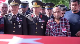 Son dakika haber: Şehit Uzman Çavuş Koca, son yolculuğuna uğurlandı