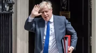 Son Dakika: İngiltere ayakta! 50'ye yakın hükümet görevlisinin istifası sonrası Başbakan Boris Johnson da bırakıyor
