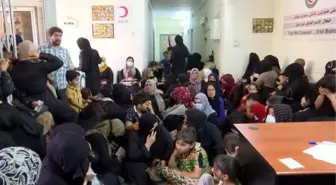Türk Kızılaydan Irak'ta ihtiyaç sahibi ailelere kıyafet ve kurban eti yardımı