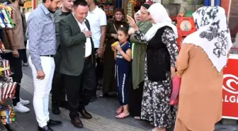 Beyoğlu, esnaf ve vatandaşların bayramını kutladı