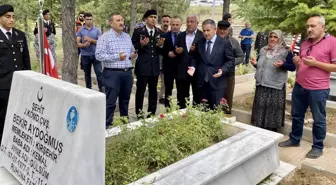 Sivas, Kırşehir ve Yozgat'ta Kurban Bayramı arifesinde şehitlikler ziyaret edildi