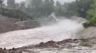 Bolu'da sağanak ve dolu taşkınlara ve hasara neden oldu