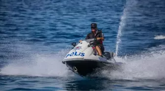 ANTALYA'DA DENİZ POLİSİ, JET-SKİ İLE HAYAT KURTARACAK