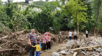 Sel korkusu yaşayan mahalleli önlem alınmasını istiyor