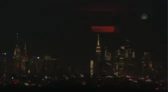 (TIMELAPSE) NEW YORK - ABD'de 'süper dolunay'ın yükselişi