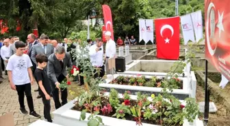 15 Temmuz şehidi kabri başında anıldı