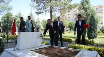 Son dakika haberleri | DİYARBAKIR'DA ŞEHİT KABİRLERİ ZİYARET EDİLDİ