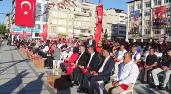 Burdur'daki 15 Temmuz Anmasına Katılan CHP'liler, Cumhurbaşkanı Erdoğan'ın Sözlerine Tepki Göstererek Alanı Terk Etti