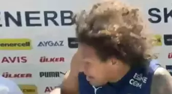 Fenerbahçe'nin yeni transferi Arao'nun üzerine pano devrildi! Brezilyalı neye uğradığını şaşırdı