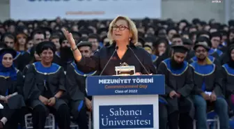 Sabancı Üniversitesi Mezunları Diplomalarını Törenle Aldı. Güler Sabancı: 'İklim Krizi Yarına Ertelenmeyecek Bir Mesele'