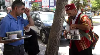 Hava sıcaklığı ile beraber 'meyan şerbetine' ilgi arttı