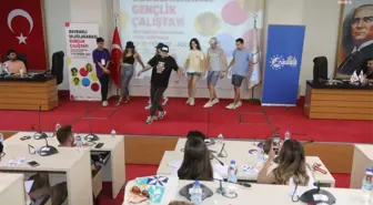 Bayraklı'da 'Uluslararası Gençlik Festivali' Başladı