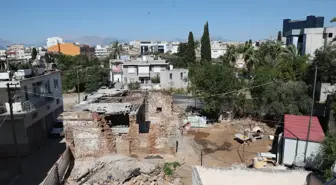 Antalya'da yangında zarar gören tarihi bina Devlet Konuk Evi olacak