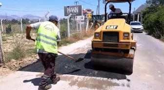 Manavgat'ta 3 mahallede yol bakım ve onarım çalışmaları