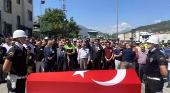 Trafik polisi kazada hayatını kaybetti