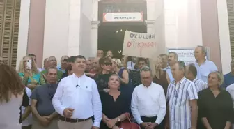 Antalya haberi: Antalya Lisesi'nin Tarihi Müze Binasının Olgunlaşma Enstitüsüne Tahsis Edilmesi Protesto Edildi