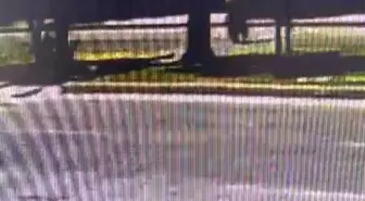 Ticari taksinin yayaya çarptığı kaza anı ortaya çıktı