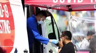 ABD'de Kovid-19 Vakaları 90 Milyonu Aştı