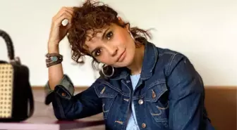 Songül Öden ölümden döndü! Dizi setinde kaza sahnesinde hava yastıkları patladı