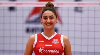 Muratpaşa Belediyespor Kadın Voleybol Takımı Yeni Sezona Hazırlanıyor