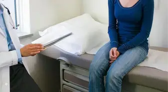 'Kıl dönmesi' şikayetiyle gelen hastaya tecavüz iddiası üzerine doktora ceza