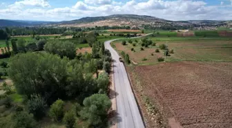 Konya Büyükşehir Ilgın'da mahalle yolu standardını yükseltiyor